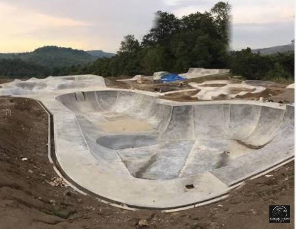 Skatepark Terbesar di Indonesia di Hutan Penggaron Terbengkalai, Proyek Jateng Valley Mandek