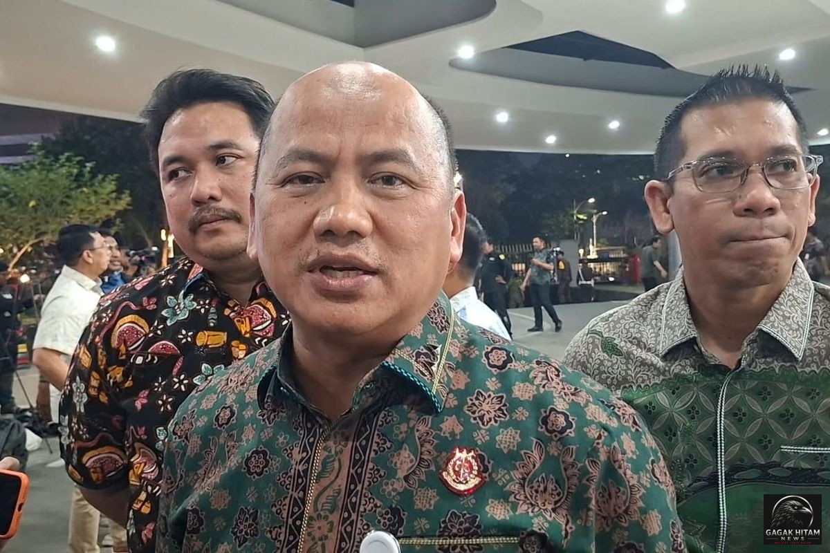 Kejagung Klarifikasi: Belum Lakukan Penggeledahan Rumah Febrie Adriansyah, Tunggu Pelimpahan Lengkap dari Polri