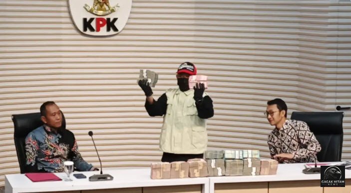 KPK Ungkap Dugaan Suap Rp1,6 Miliar Bupati Lombok Barat, Alphard hingga iPhone Masuk Daftar Penerimaan