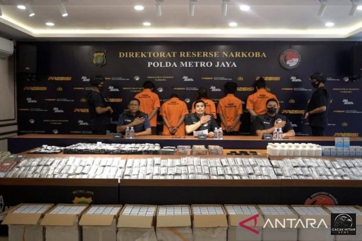 Polda Metro Jaya Bongkar Sindikat Obat Keras Ilegal di Kebon Kacang, Amankan 575.200 Butir dan 5 Tersangka