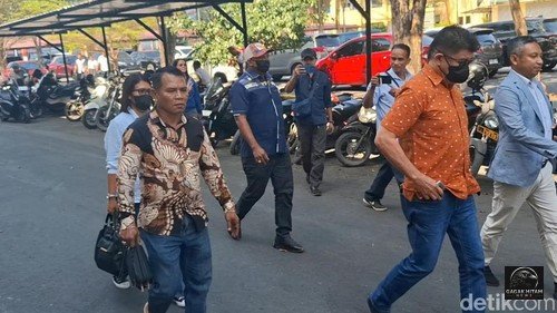 Tiga Anggota DPRD TTU Disanksi Pemberhentian Sementara, Keluarga Dokter Icha Nilai Keputusan Tidak Adil