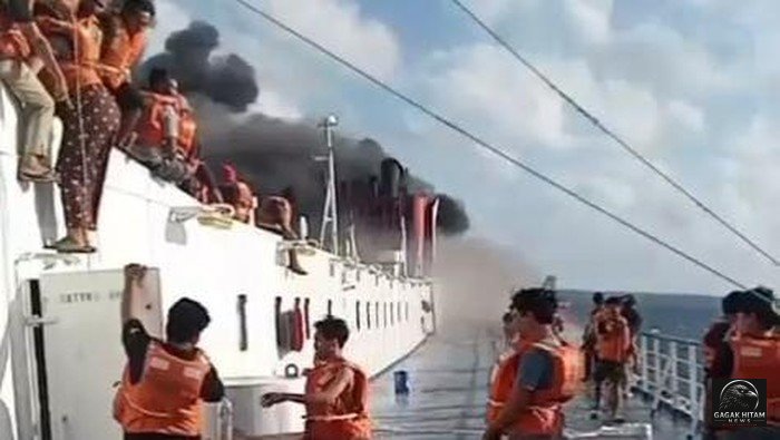 Kebakaran KMP Mutiara Sentosa 2 di Perairan Sumenep Tewaskan Empat Penumpang, 218 Selamat