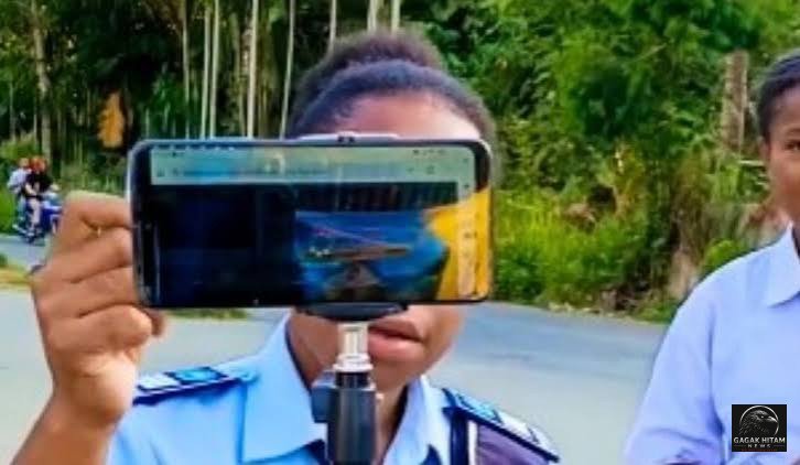 Canggih! SMKN 5 Penerbangan Waibu Papua Terapkan Absensi Digital Terhubung Langsung ke WhatsApp Orang Tua