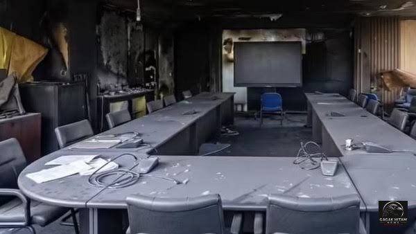 Karyawan Diskominfo Kukar Diduga Bakar Ruang Rapat, Polisi Dalami Motif Kesal karena Kerap Jadi Bahan Olokan