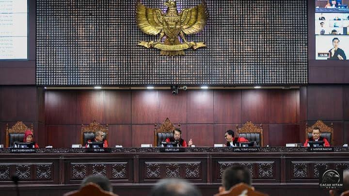 MK Tegaskan Hanya Presiden dan Wapres yang Bisa Adukan Kasus Penghinaan, Relawan Tak Lagi Berhak Melapor