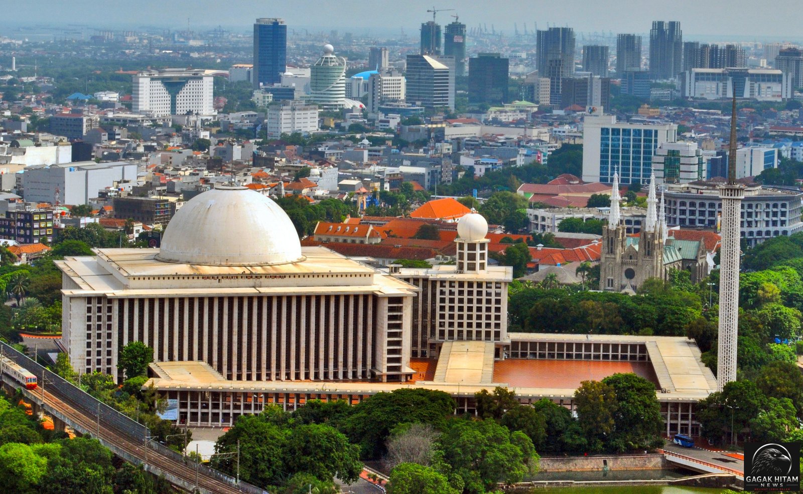 Masjid Istiqlal Jadi Masjid Pertama Masuk Bursa Efek, Kelola Wakaf Tunai Produktif untuk Pemberdayaan Ekonomi Umat