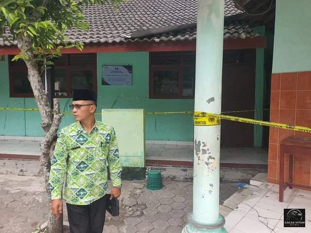 MI YAPPI Natah Gunungkidul Dibakar OTK, 109 Siswa Terpaksa Belajar di Masjid hingga Balai Padukuhan