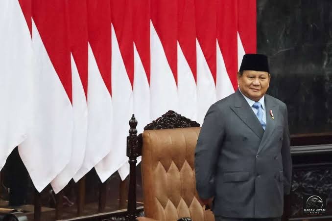 Prabowo Targetkan Karhutla Tuntas 1-2 Pekan, Ribuan Personel Gabungan Dikerahkan